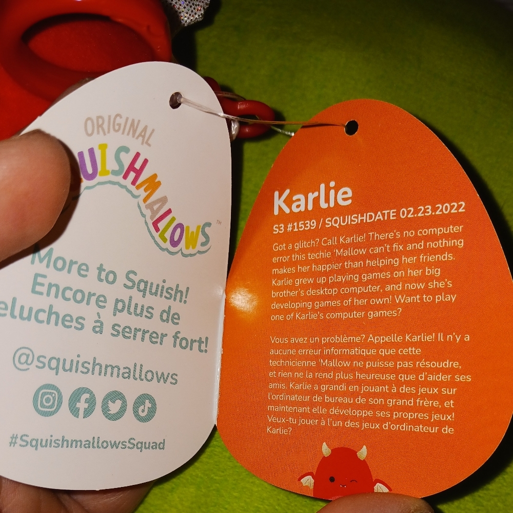 Karlie the bat 3.5" Squishmallow clip - Picture 7 of 8
